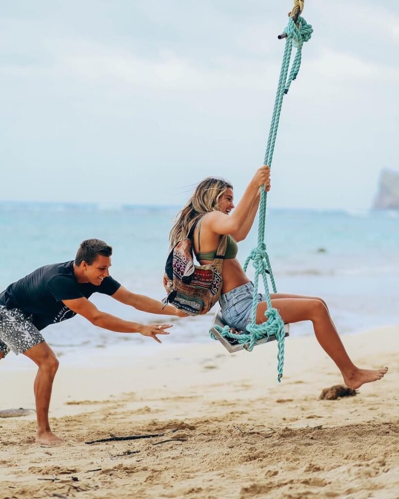 Beach Lovers005 819x1024