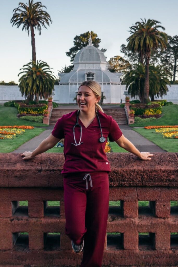 The Nomad Nursing Handbook: Your Complete Guide to a Mobile Career nomad nursing