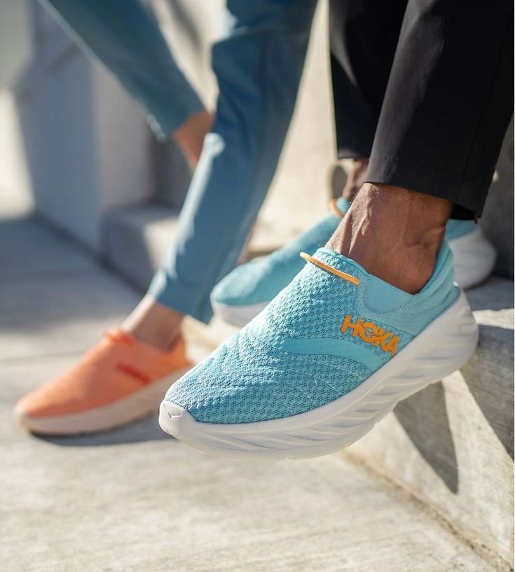 tips for choosing the right hoka hiking shoes01